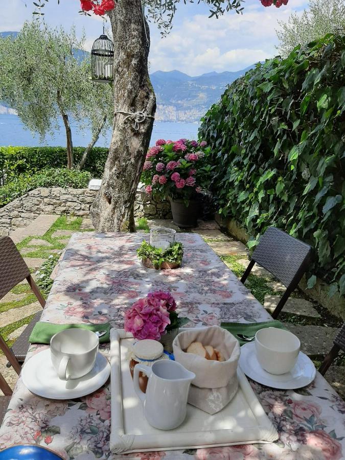 Villa Sul Lago Con Pontile Privato A Brenzone Sul Garda - Unique And Exclusive Exterior foto