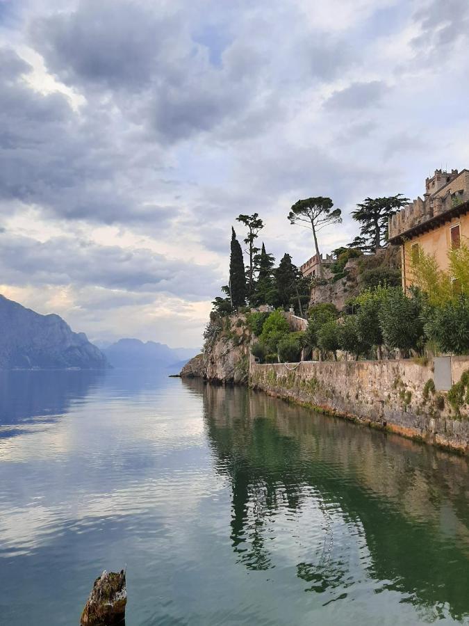 Villa Sul Lago Con Pontile Privato A Brenzone Sul Garda - Unique And Exclusive Exterior foto