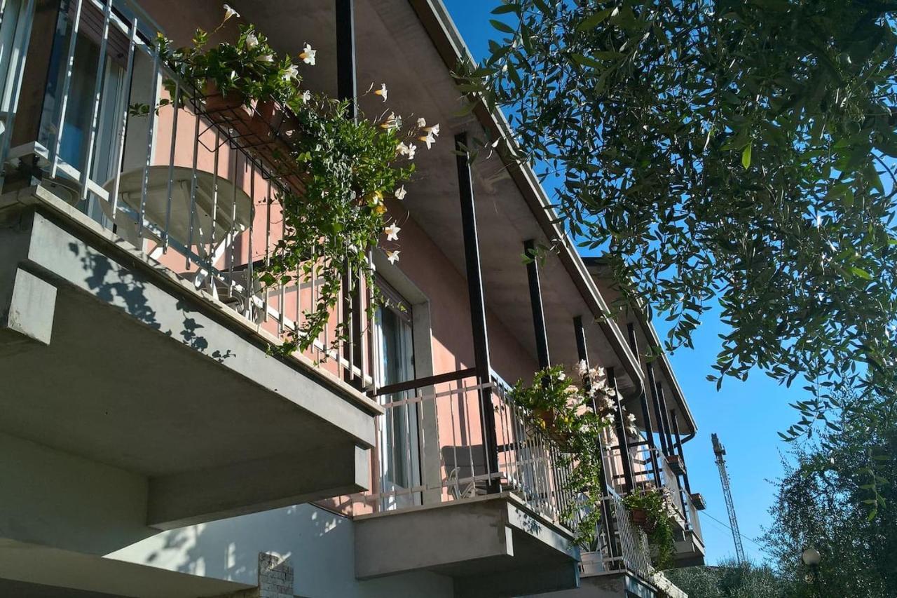 Villa Sul Lago Con Pontile Privato A Brenzone Sul Garda - Unique And Exclusive Exterior foto